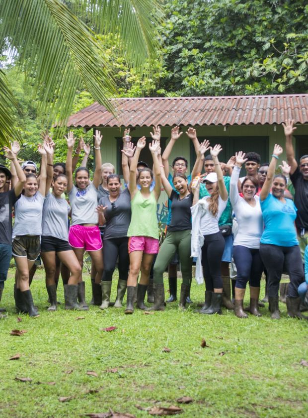 learn-spanish-and-rescue-turtles-in-turrialba-costa-rica-explornatura