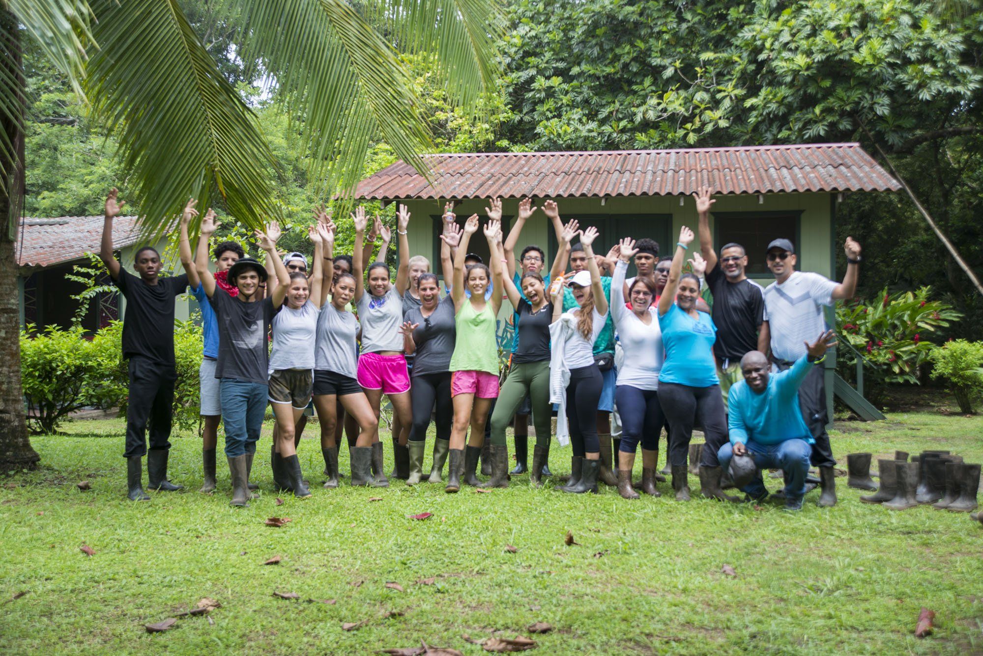 learn-spanish-and-rescue-turtles-in-turrialba-costa-rica-explornatura